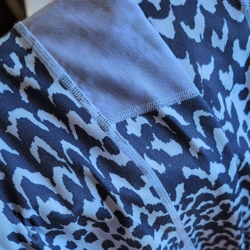 Fabletics Navy and Light Blue Patterned Leggings - image 13